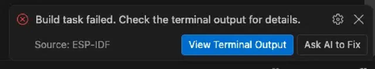 Si la compilación produce un error, aparece esta notificación.