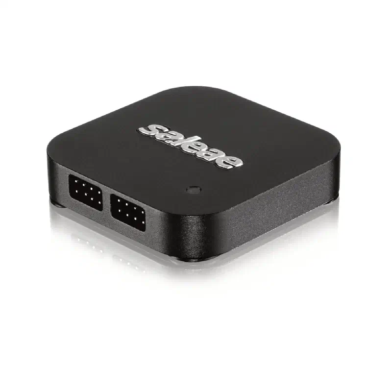 Saleae Logic 8 logic analyzer connected for the exercise
